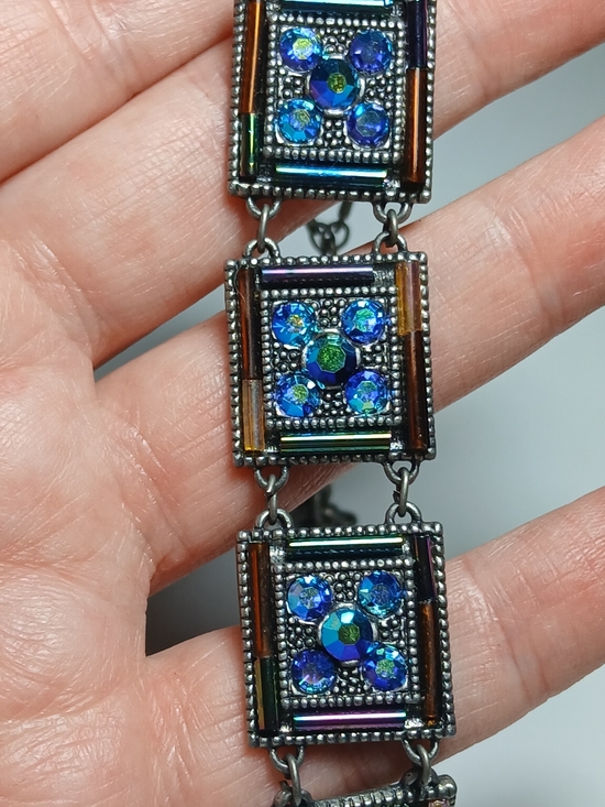 Jewelry - Blue Crystal Square Link Choker